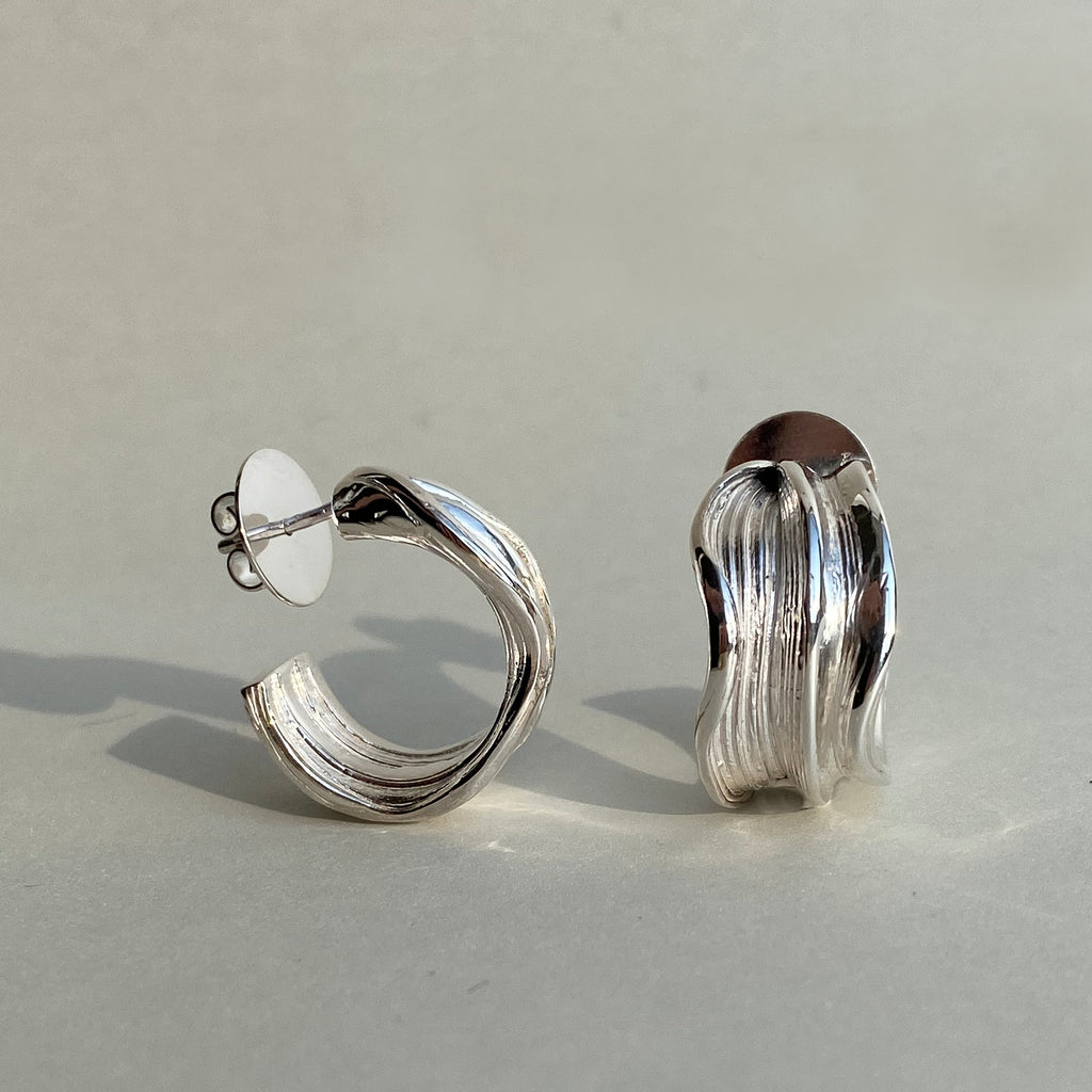 Flow II - stříbrné náušnice - 925/1000 ag cca 13.87 g