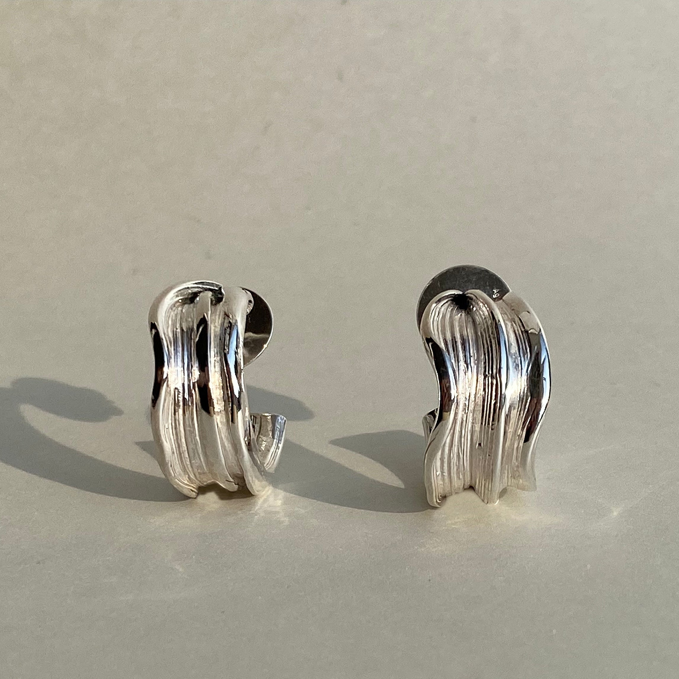 Flow II - stříbrné náušnice - 925/1000 ag cca 13.87 g