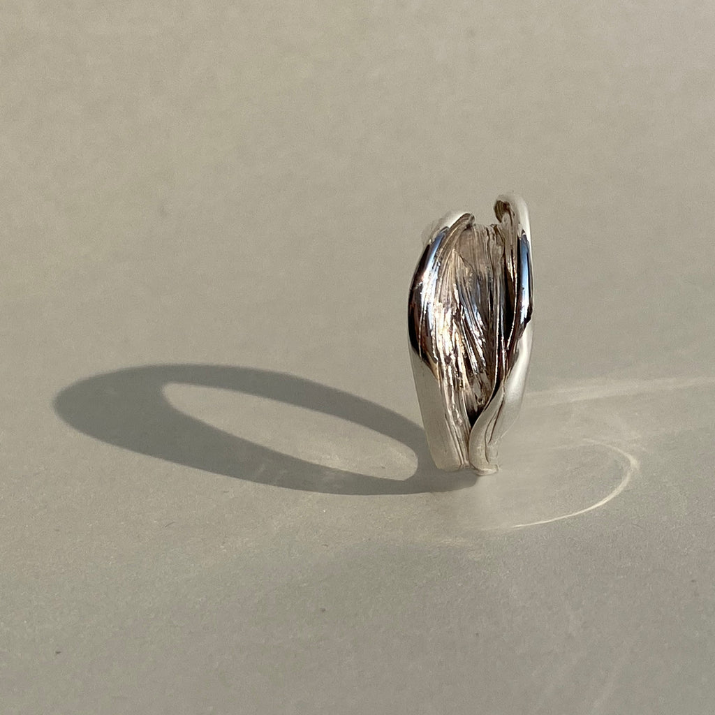 Flow II - stříbrný prsten - 925/1000 ag cca 6,15 g