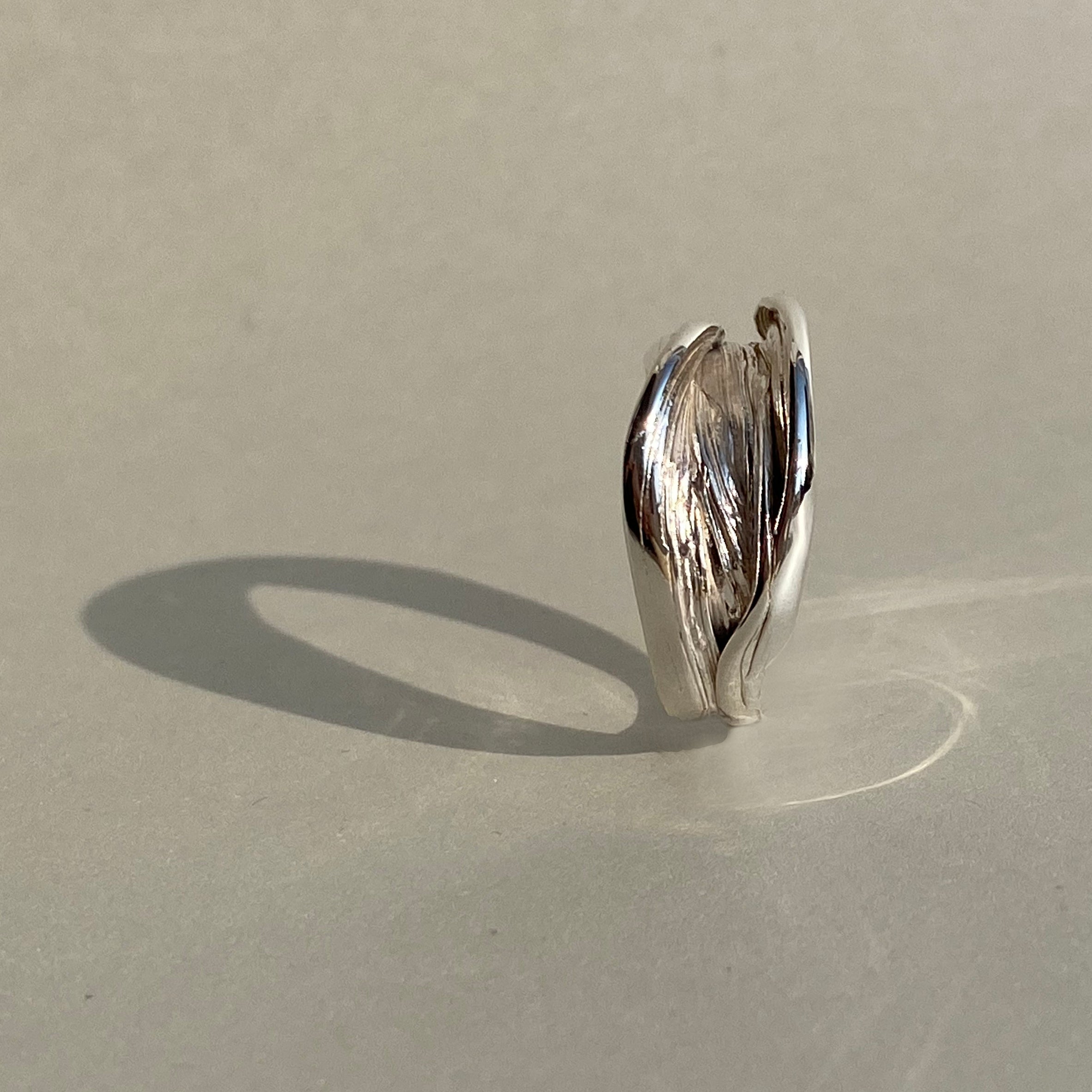 Flow II - stříbrný prsten - 925/1000 ag cca 6,15 g
