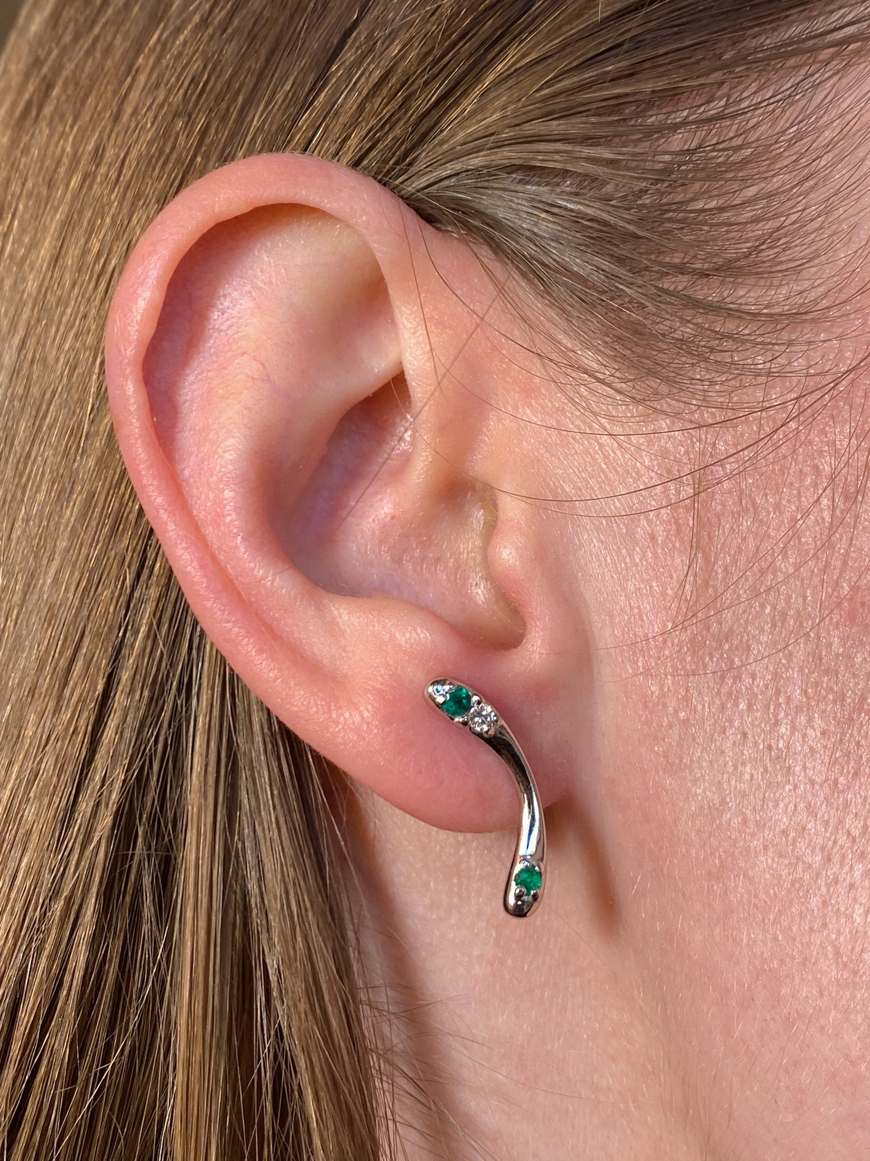 Infinitum - moderní zlaté náušnice