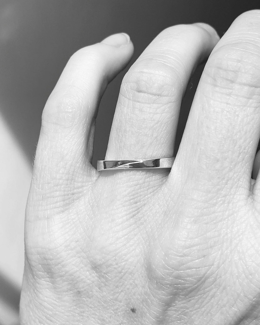 Möbius - designové snubní prsteny - 14 kt žluté zlato 8.03 g 3 mm - antonielecher