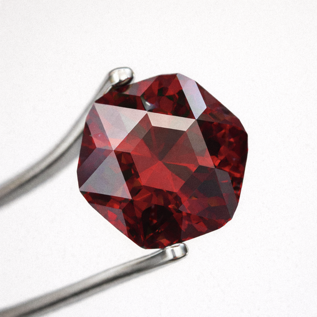 Pyrop 2,36 ct - Tanzánie