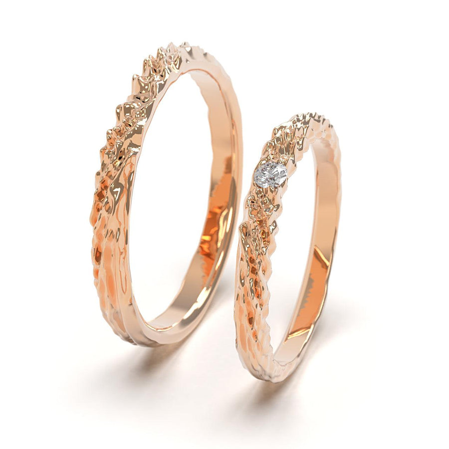 Nacre glint - designové snubní prsteny s briliantem nebo smaragdem 0.10ct žluté zlato 14 kt 6,79 g výška - antonielecher